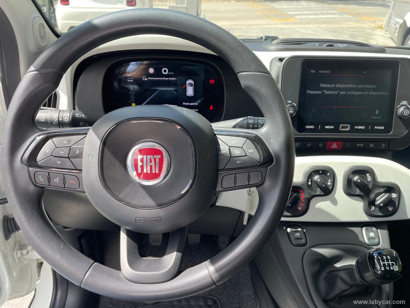 Fiat Panda 1.0 FireFly S&S Hybrid Pandina - Immagine 19