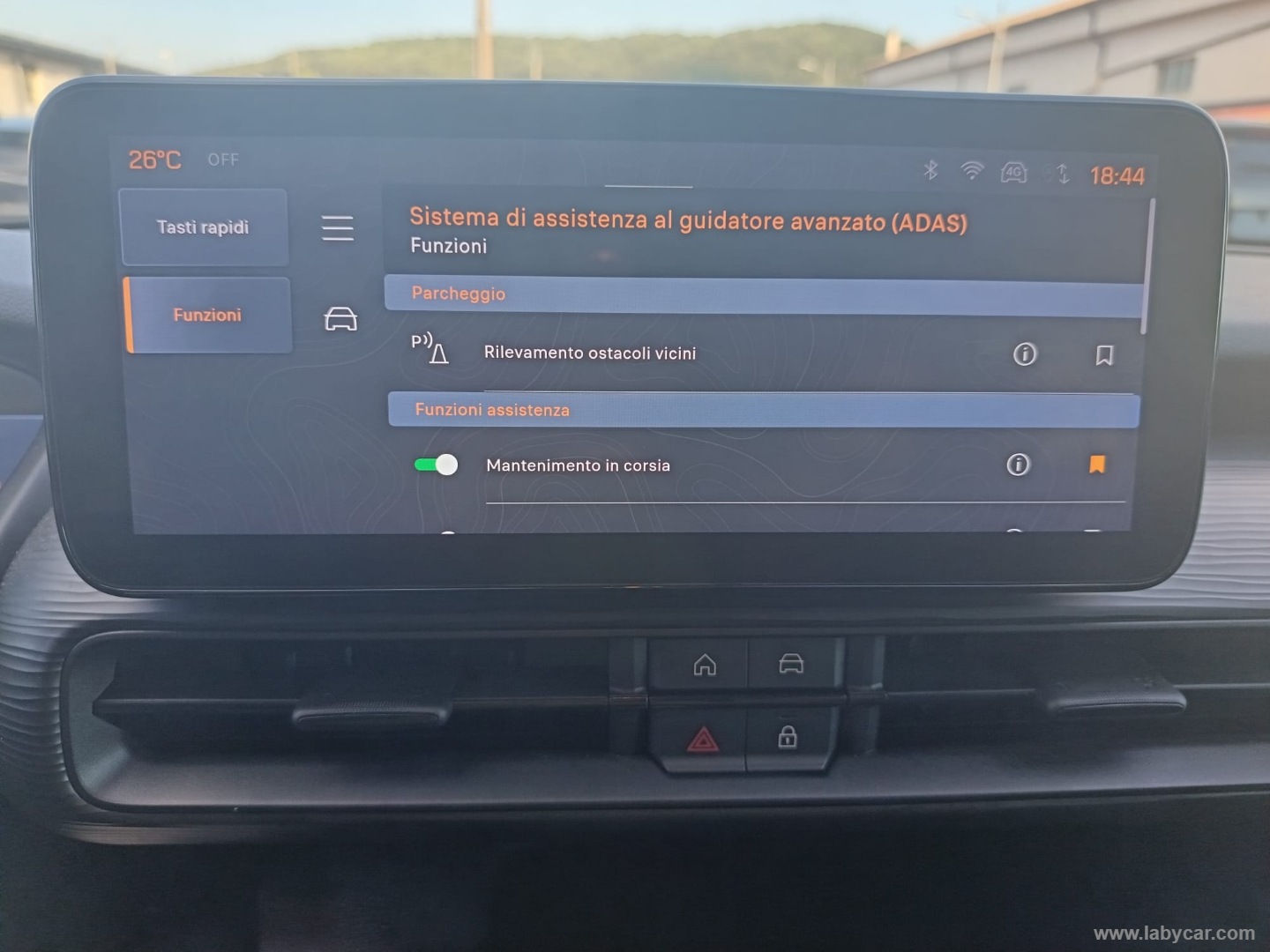 Jeep Avenger 1.2 Turbo Altitude - Immagine 19