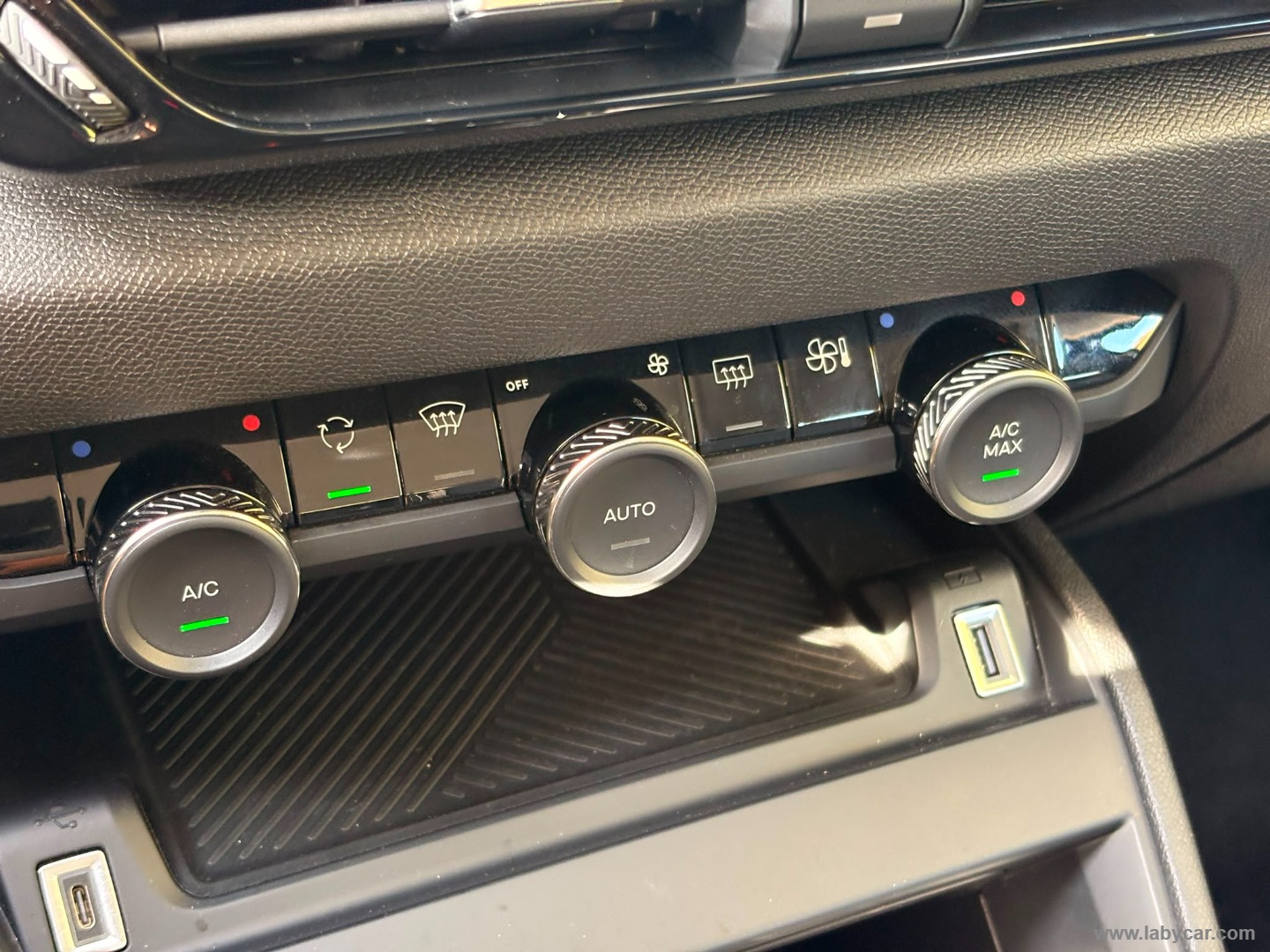 Citroën C4 Hybrid 110 e-DCS6 You - Immagine 19