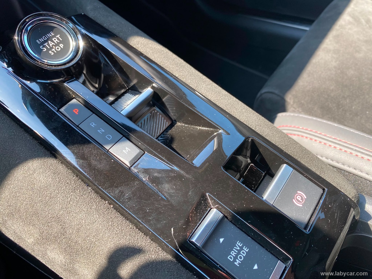 Alfa Romeo Junior 1.2 145 CV Hybrid eDCT6 Speciale - Immagine 19