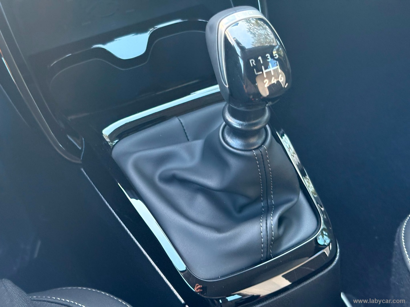 Citroën C3 PureTech 100 S&S Max - Immagine 19
