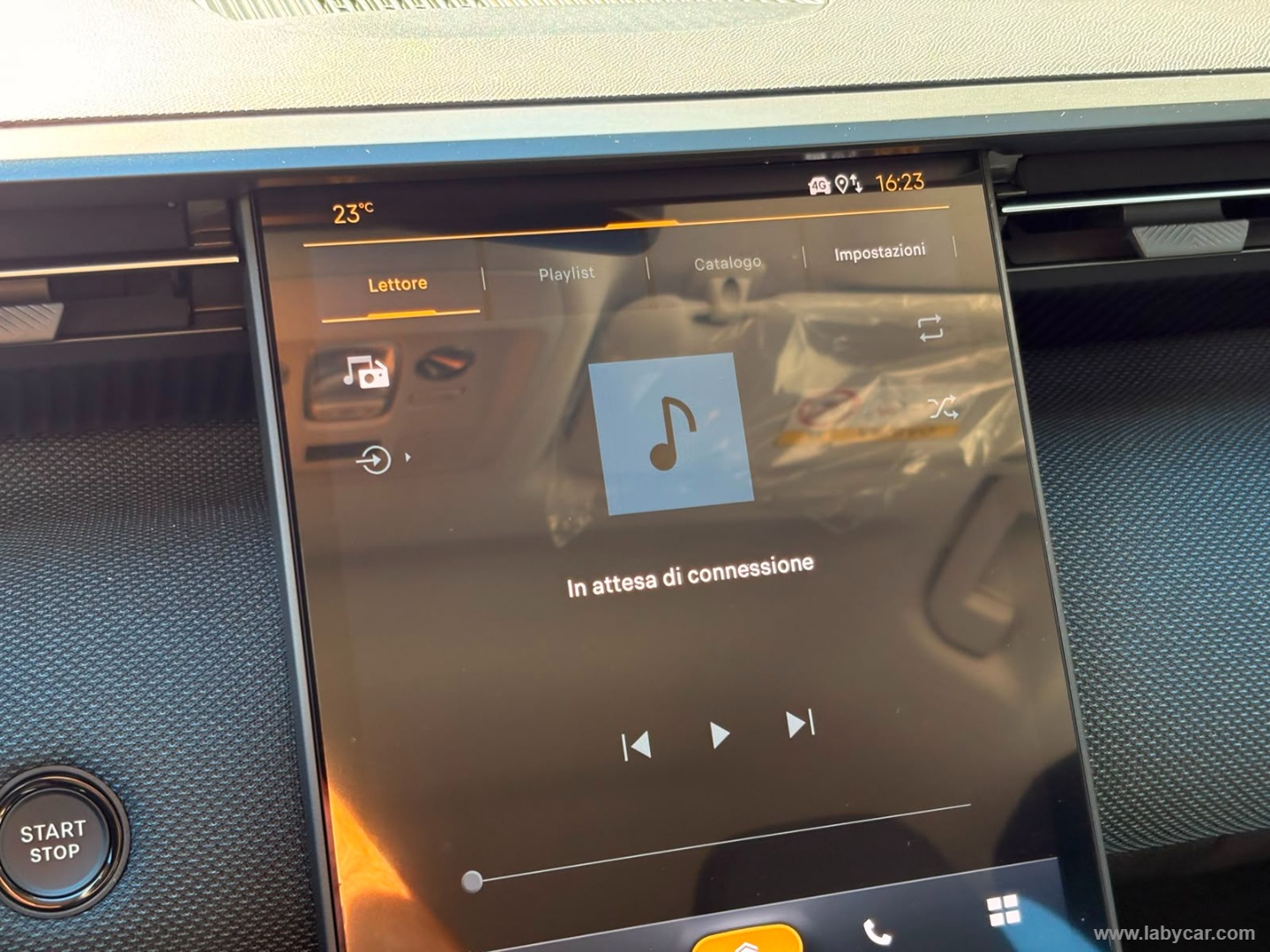 Citroën C5 Aircross Hybrid 145 e-DCS6 Plus - Immagine 19