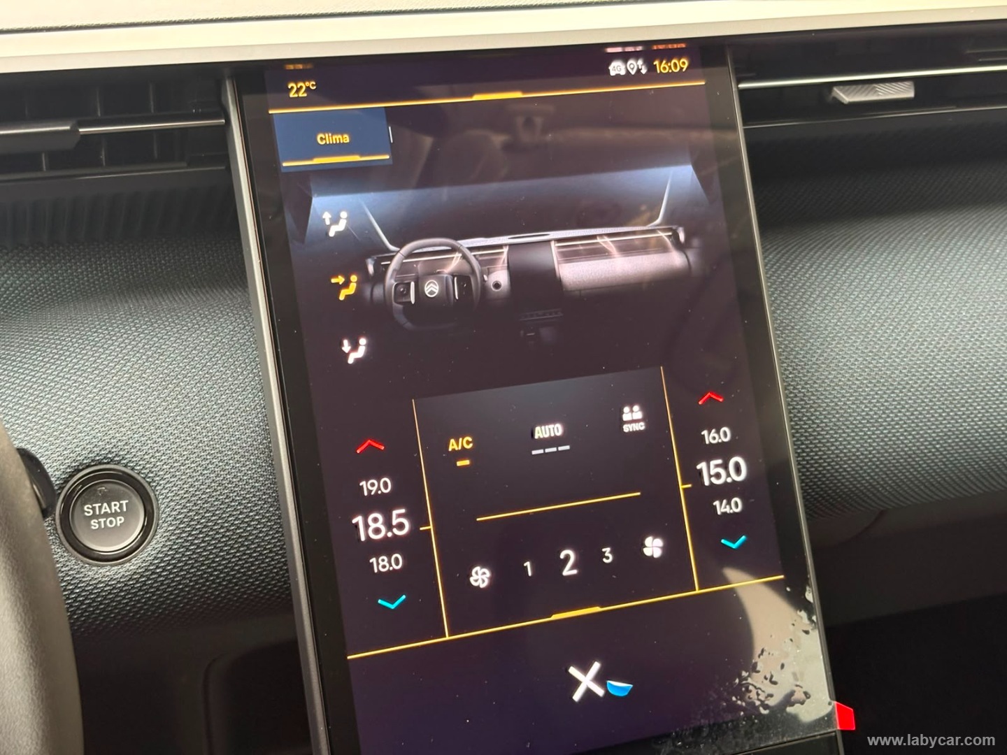 Citroën C5 Aircross Hybrid 145 e-DCS6 Plus - Immagine 19