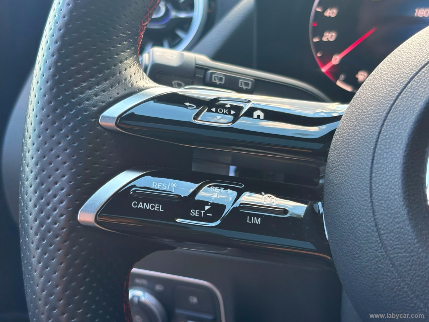 Mercedes-Benz Classe GLA GLA 180 d Automatic AMG Line Adv.Plus - Immagine 19