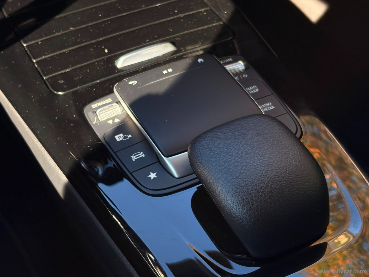 Mercedes-Benz Classe A A 200 d Automatic Premium - Immagine 19