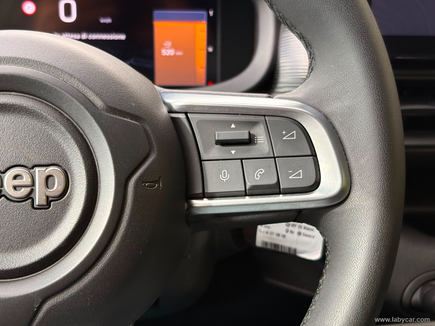 Jeep Avenger 1.2 Turbo Altitude - Immagine 19