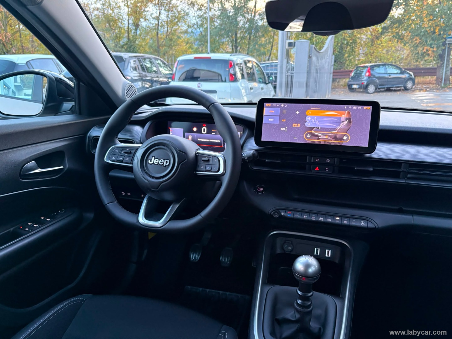 Jeep Avenger 1.2 Turbo Altitude - Immagine 19