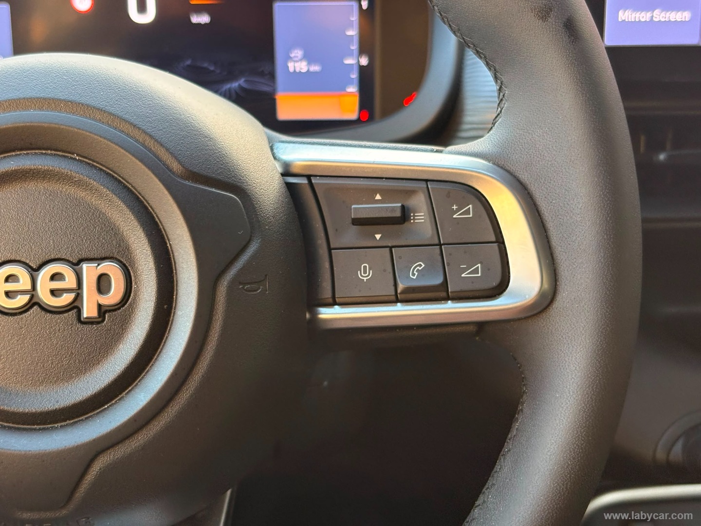 Jeep Avenger 1.2 Turbo Altitude - Immagine 19
