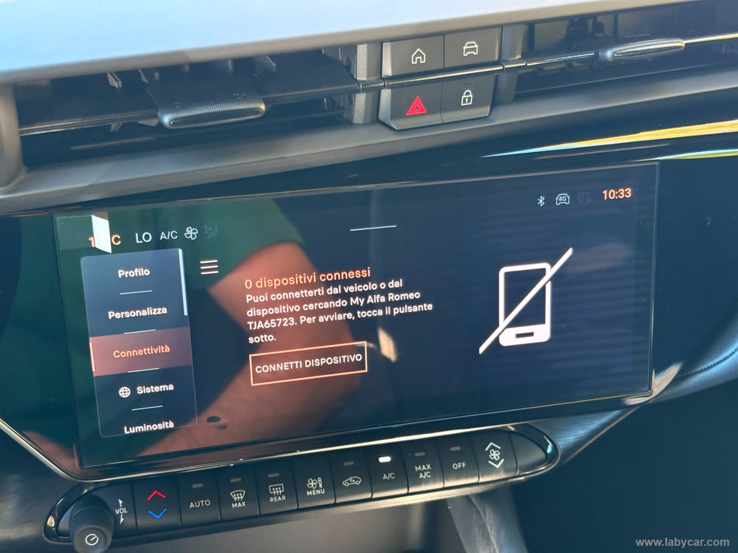 Alfa Romeo Junior 1.2 145 CV Hybrid eDCT6 - Immagine 19