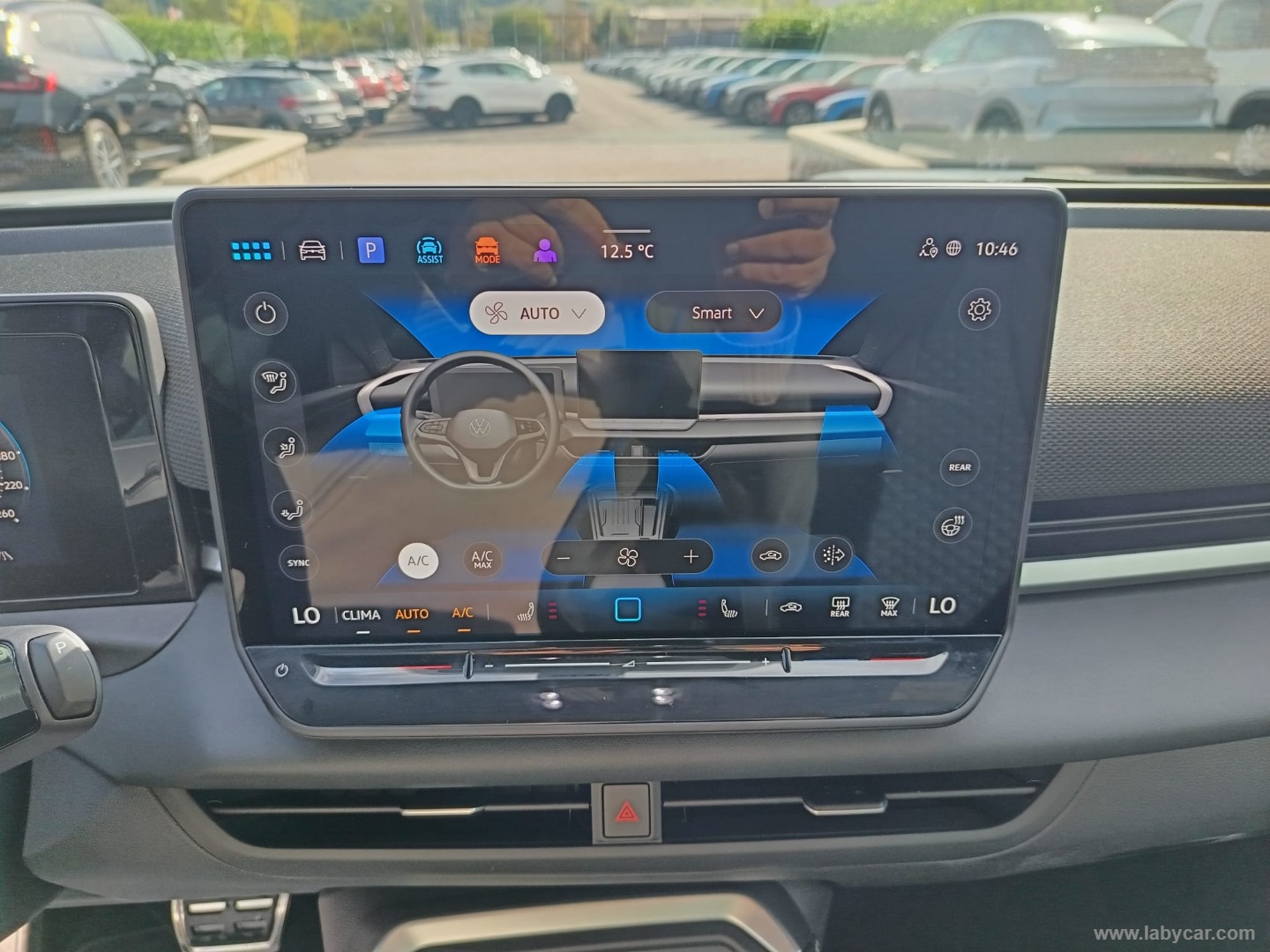 Volkswagen T-Roc 1.5 eTSI ACT 150 CV DSG R-Line - Immagine 19
