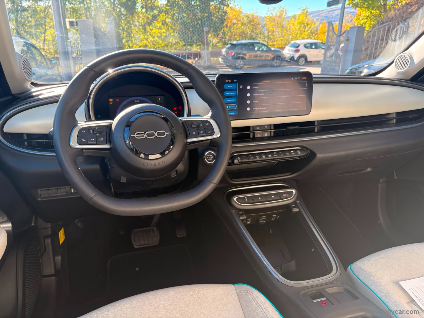 Fiat 600 Hybrid 110 CV DCT MHEV La Prima - Immagine 19