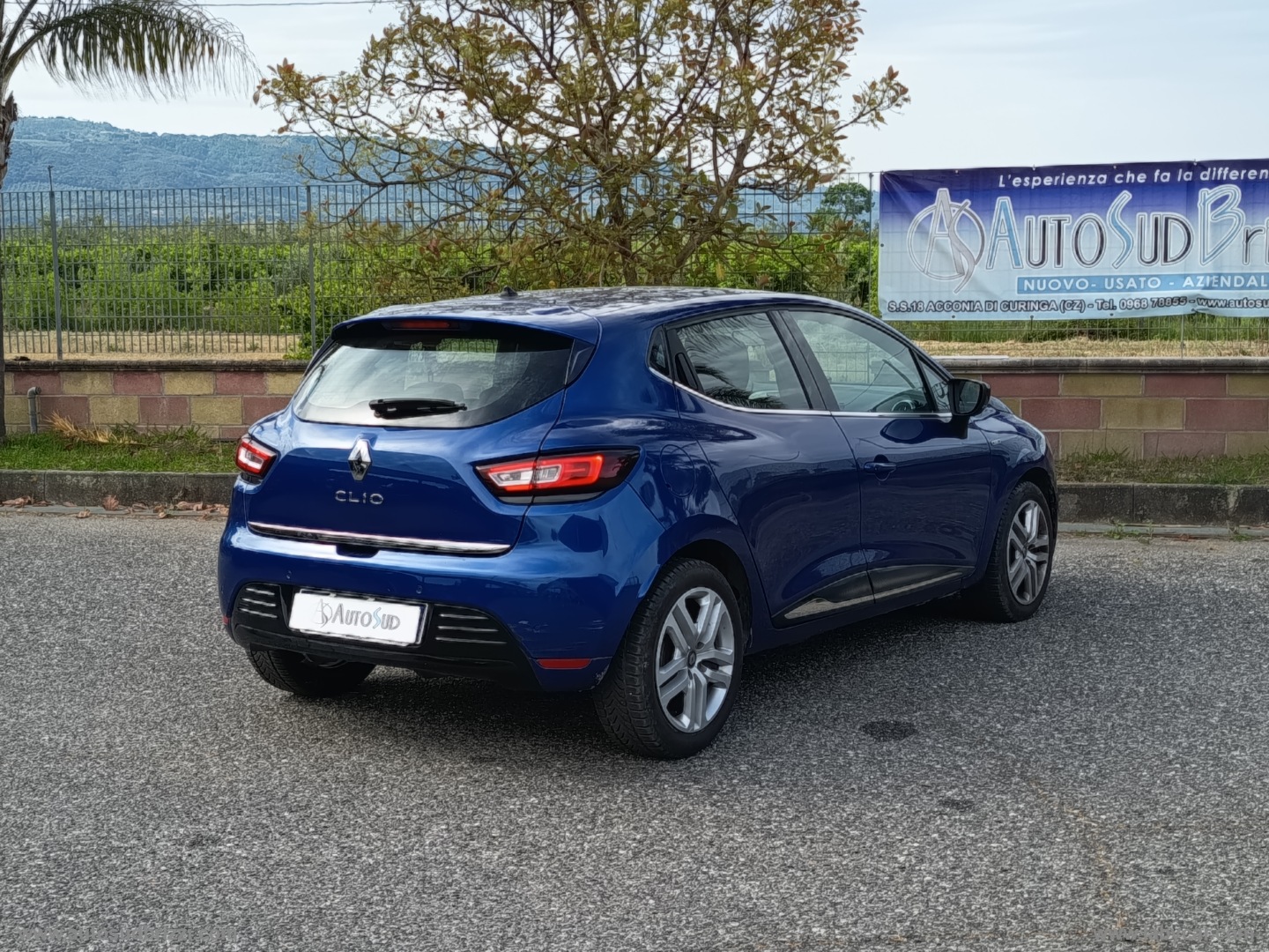 Clio TCe 12V 90 CV S&S 5p. Energy Duel - immagine 19