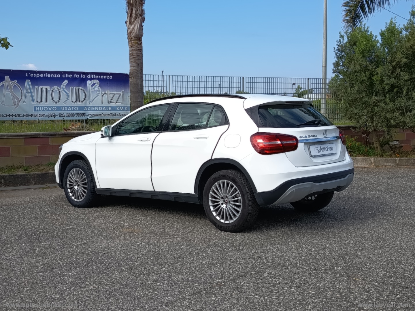 GLA 200 d Automatic Business - immagine 19