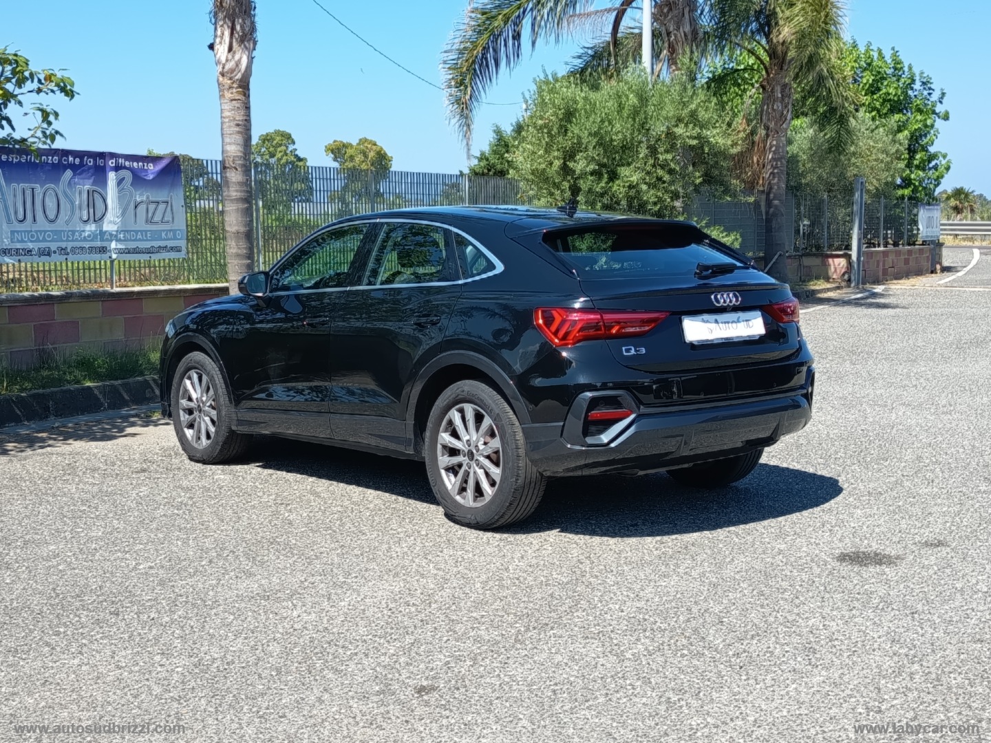 Q3 SPB 35 TDI S tronic Business Plus - immagine 19