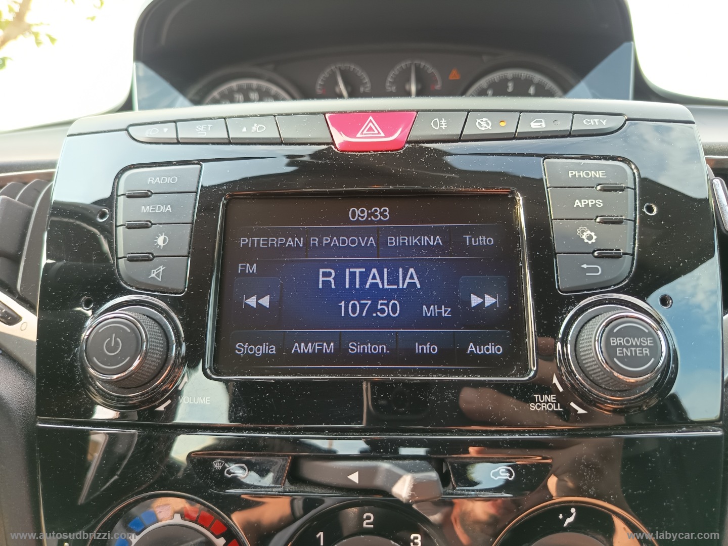 Ypsilon 1.2 69 CV 5p. S&S Gold - immagine 19