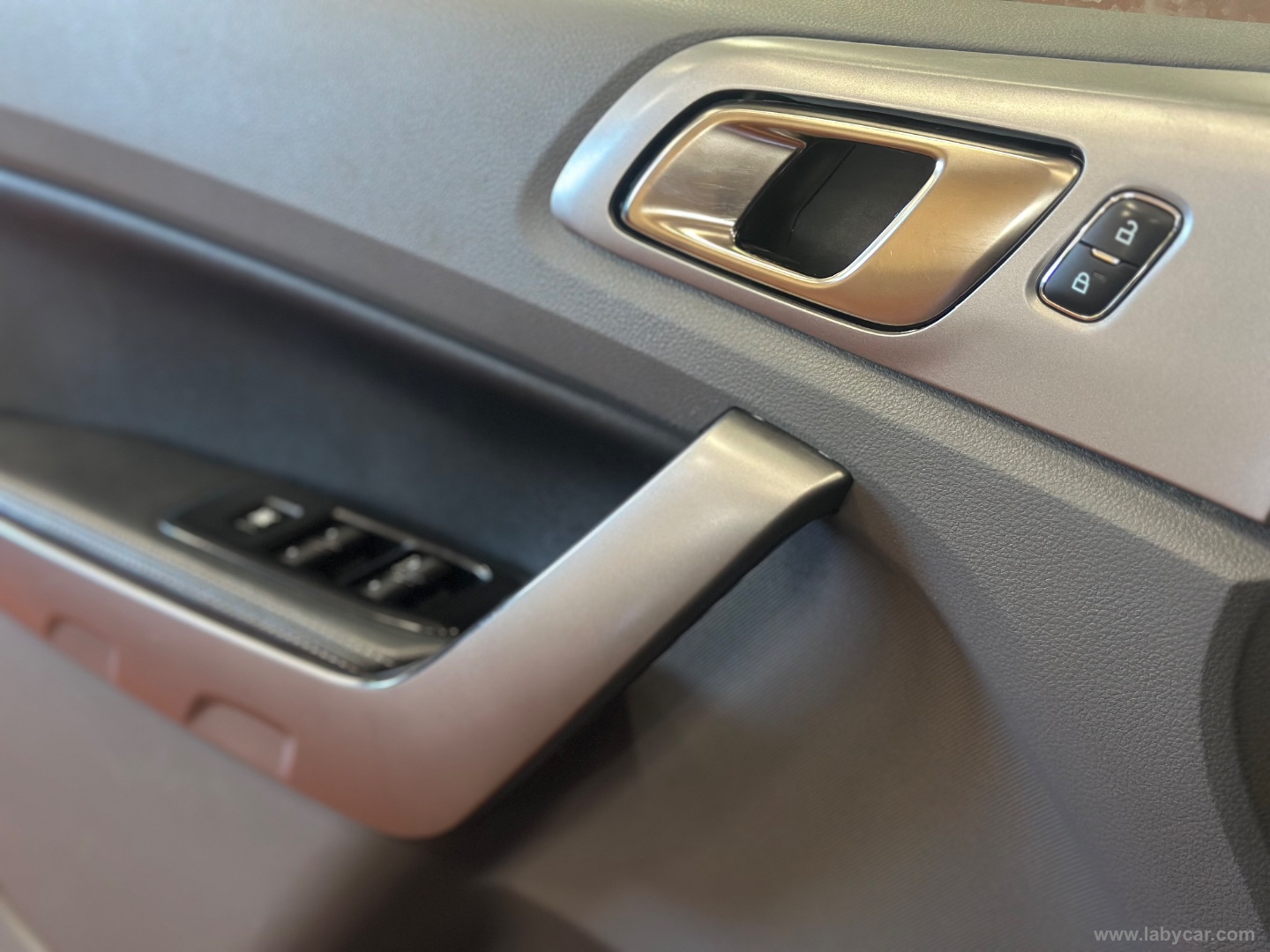 Ranger 2.2 TDCi aut. DC Limited 5pt. - immagine 19