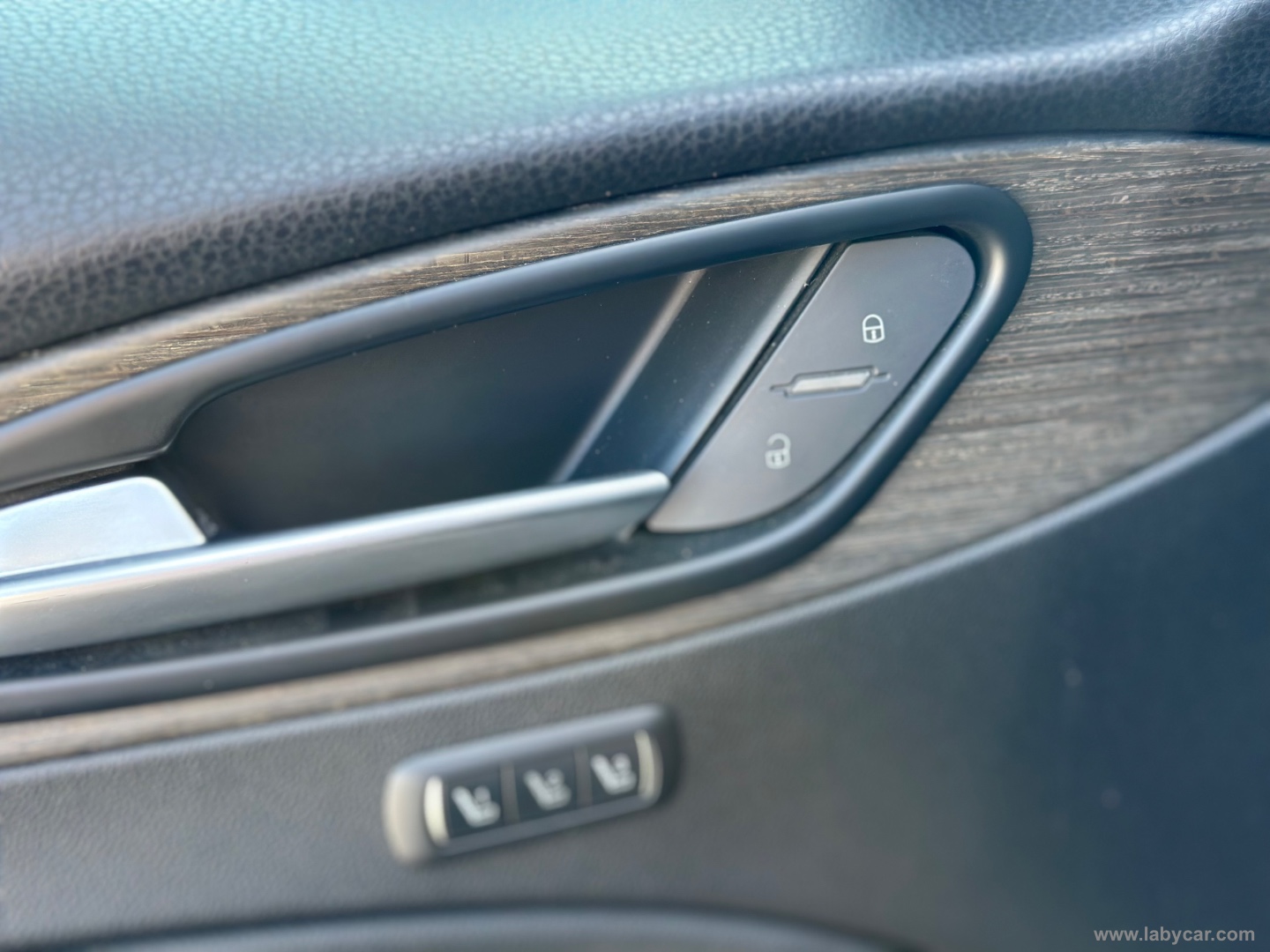 Stelvio 2.2 T.diesel 210 CV AT8 Q4 Ti - immagine 19