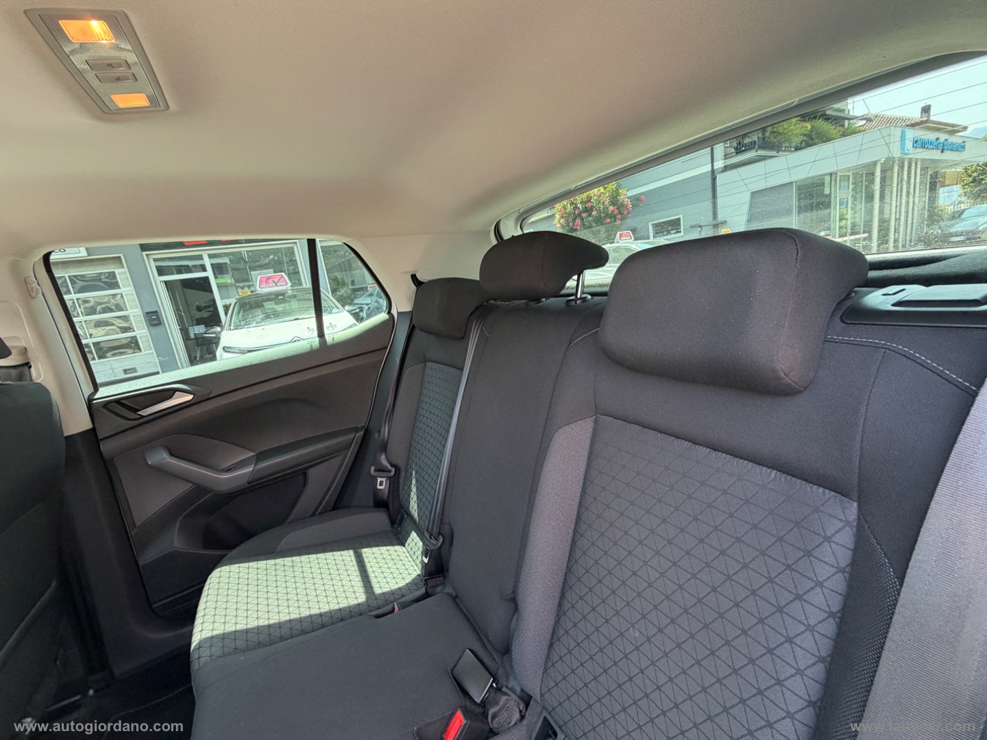 T-Cross 1.0 TSI 110 CV DSG Advanced - immagine 19
