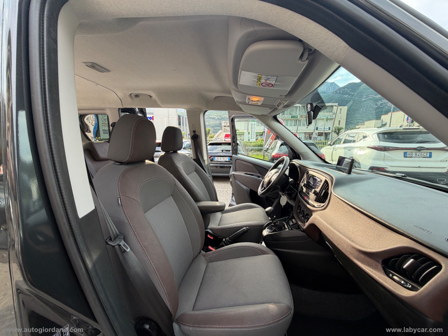 Doblò 1.6 MJT 120 CV Trekking - immagine 19
