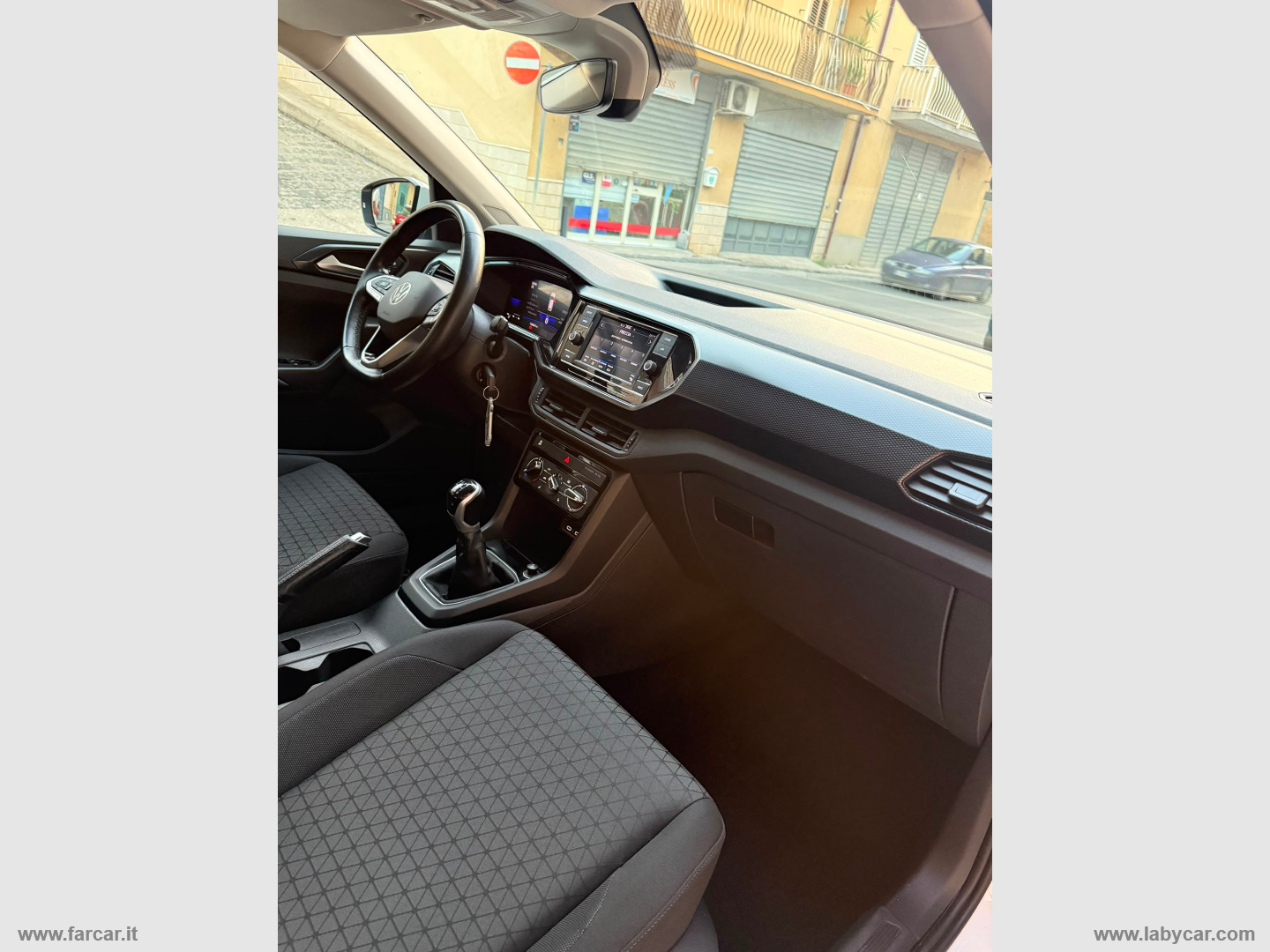T-Cross 1.0 TSI 110 CV LIFE - immagine 19