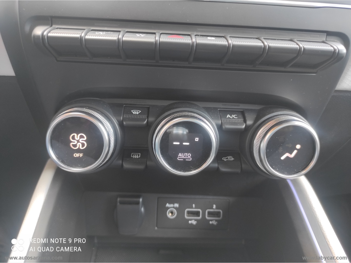 Clio TCe 100 CV GPL Techno GPL - POCHISSIMI KM - immagine 19