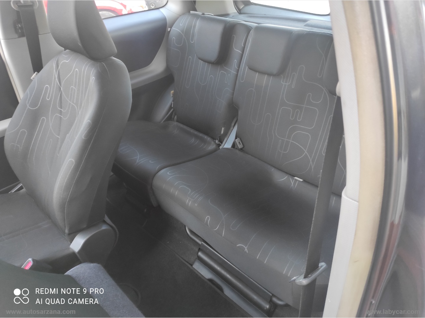 Yaris 1.0 3p. Luxury pack - immagine 19