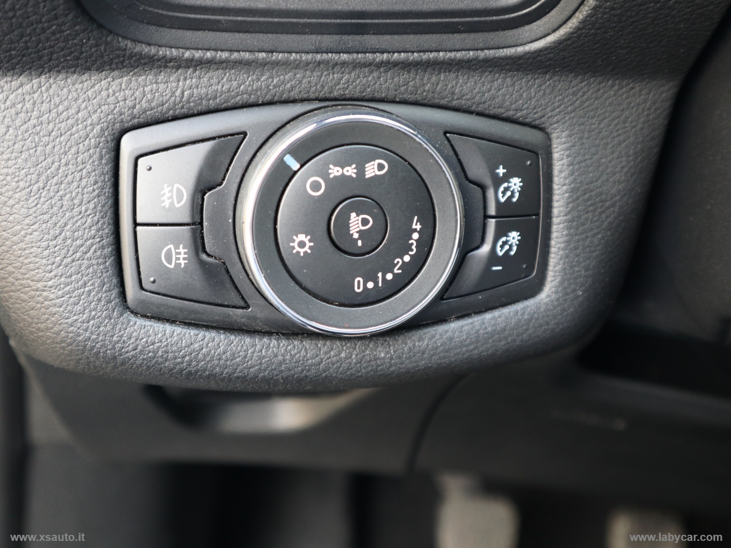 B-Max 1.0 EcoBoost 100 CV Titanium - immagine 19