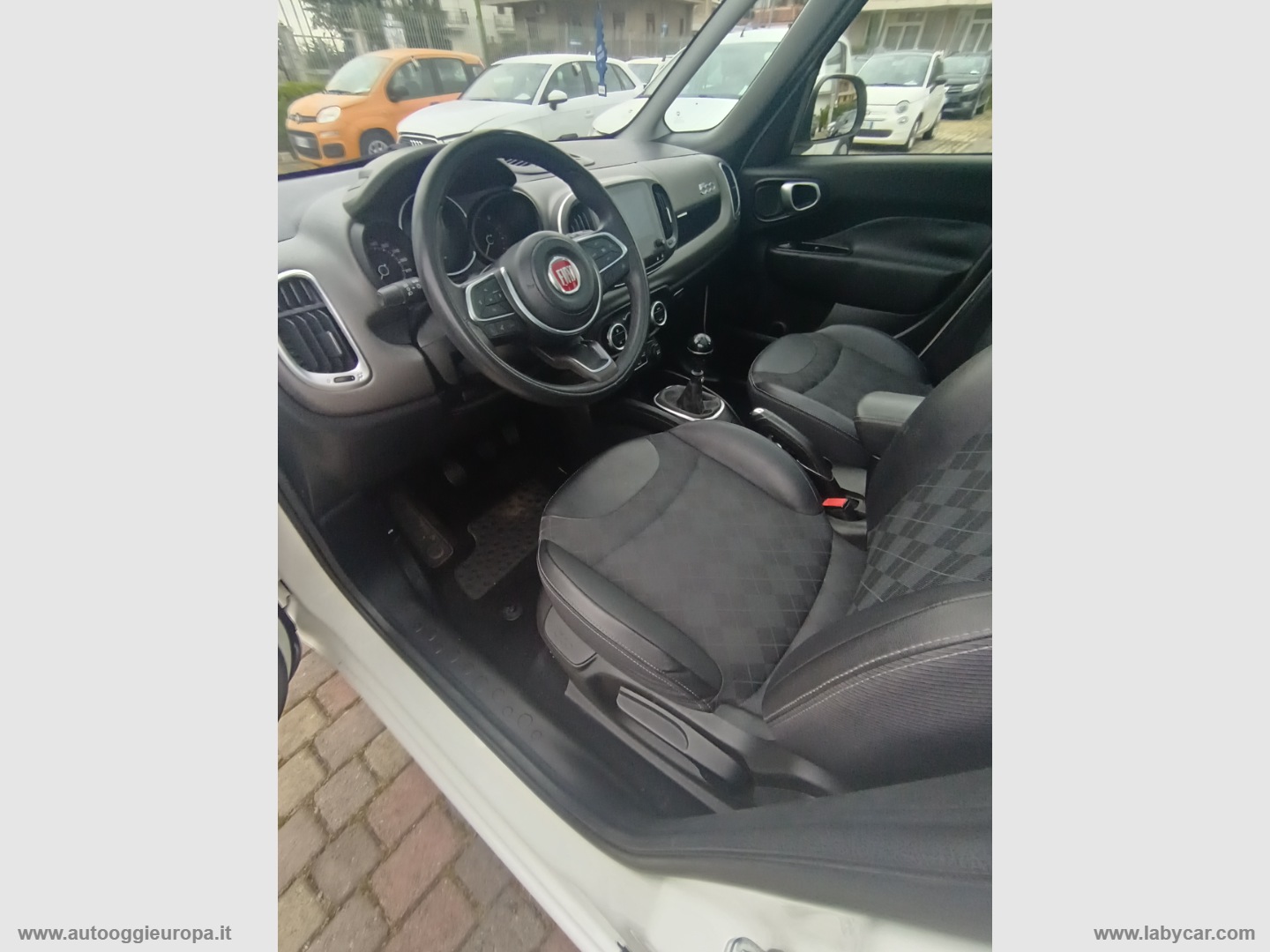 500L 1.4 T-Jet 120 CV GPL Lounge - immagine 19