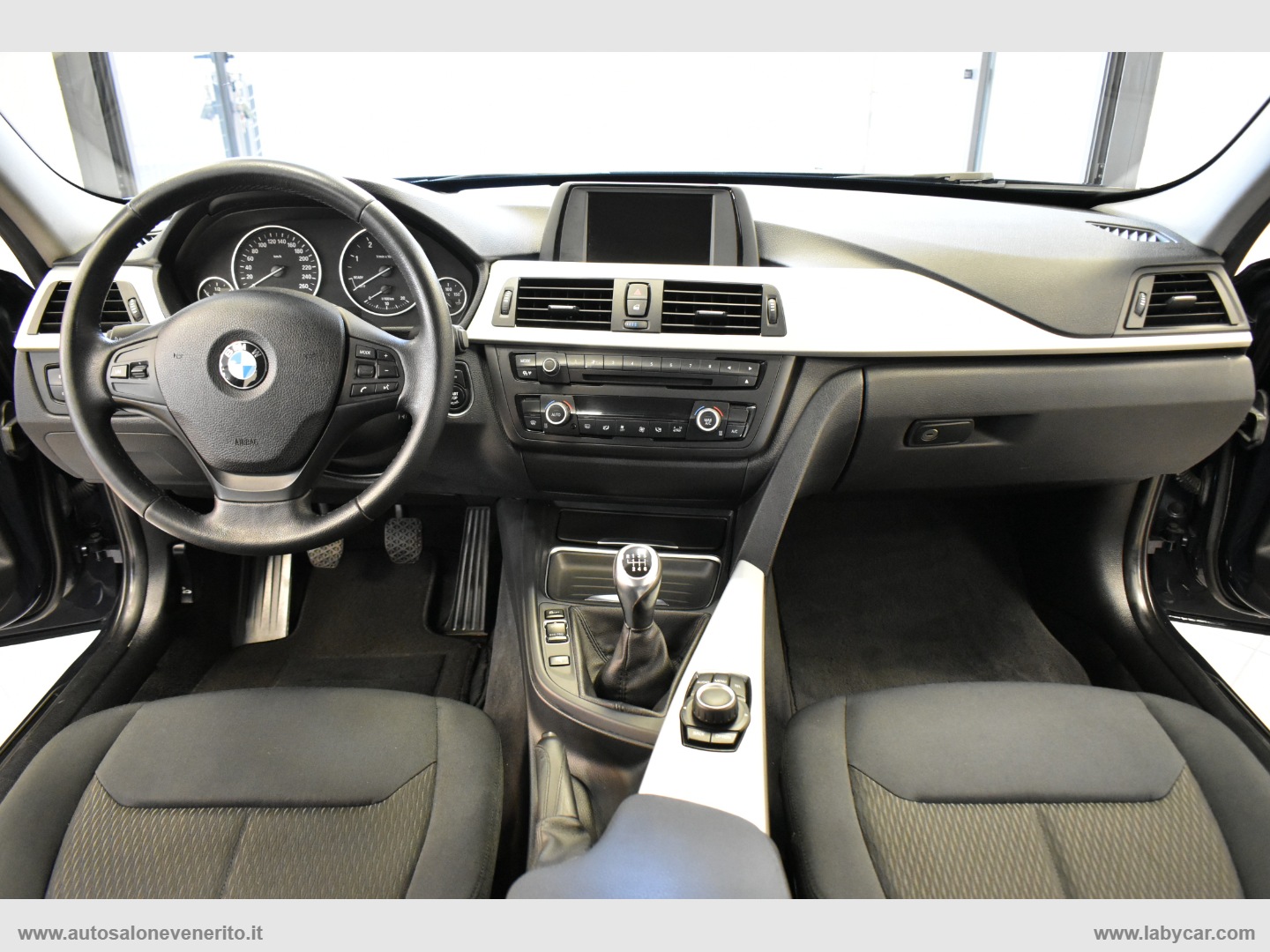 316d Touring Modern - immagine 19