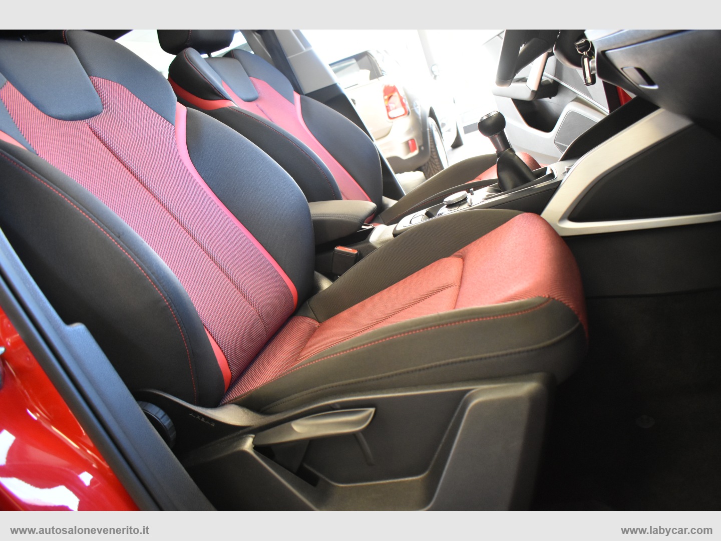 Q2 30 TDI S tronic Identity Black - immagine 19