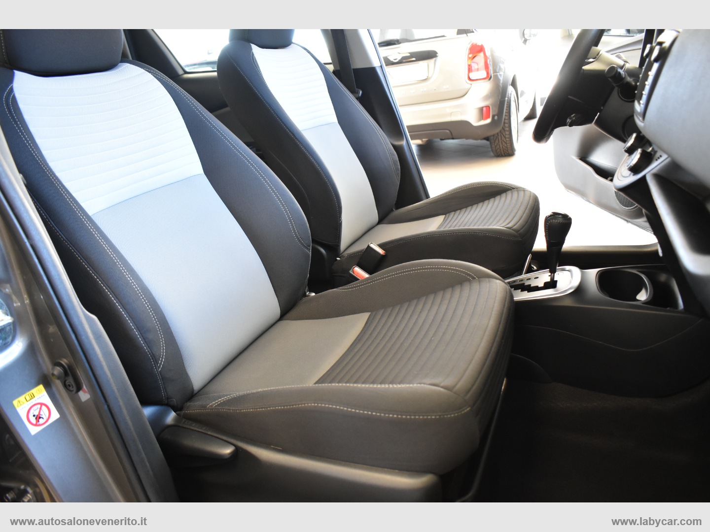 Yaris 1.5 Hybrid 5p. Active - immagine 19