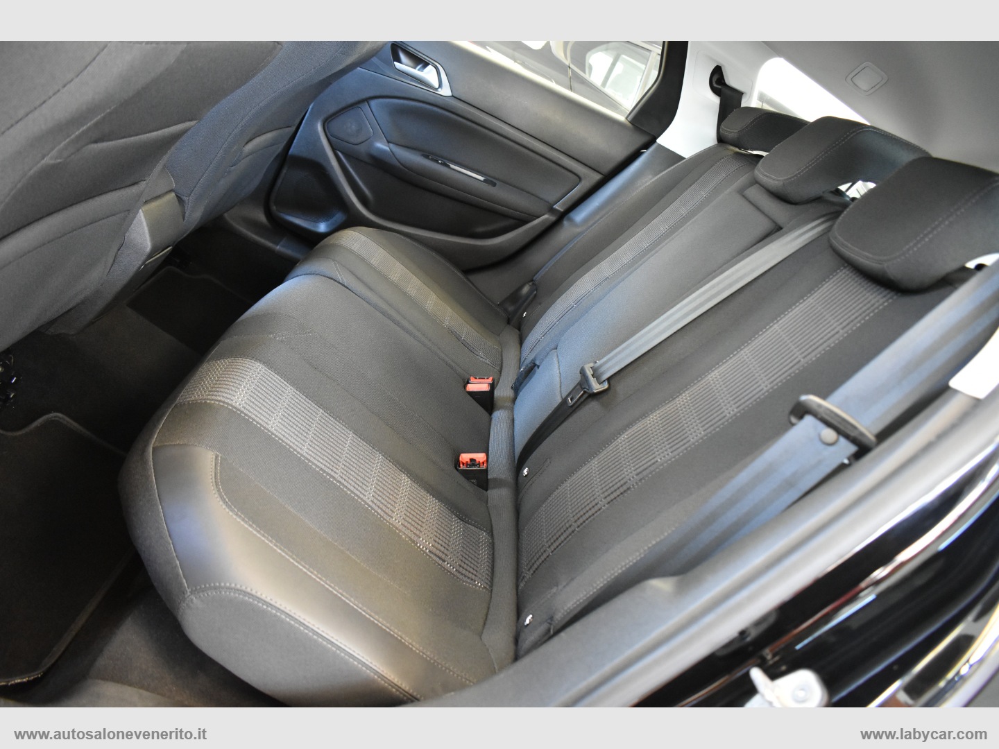 308 BlueHDi 130 S&S SW Allure - immagine 19