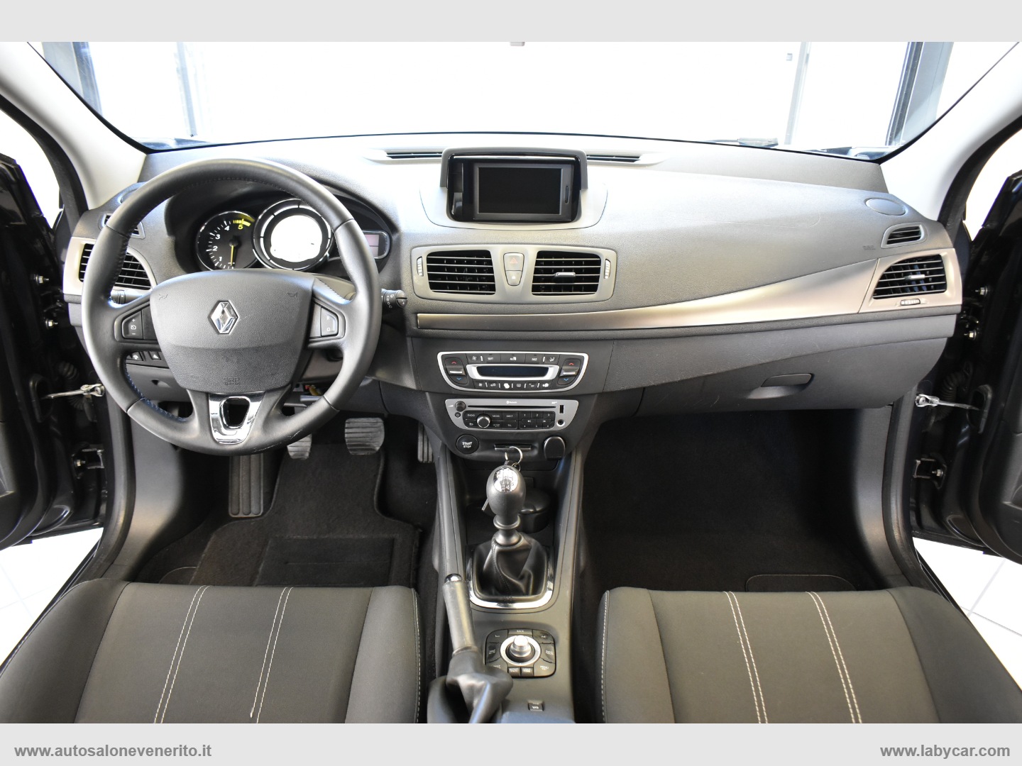 Mégane 1.5 dCi 110 CV SporTour Wave - immagine 19