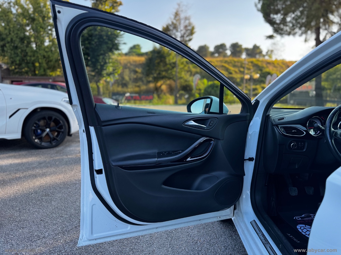 Astra 1.4 T 110 CV EcoM ST Innovation - immagine 19