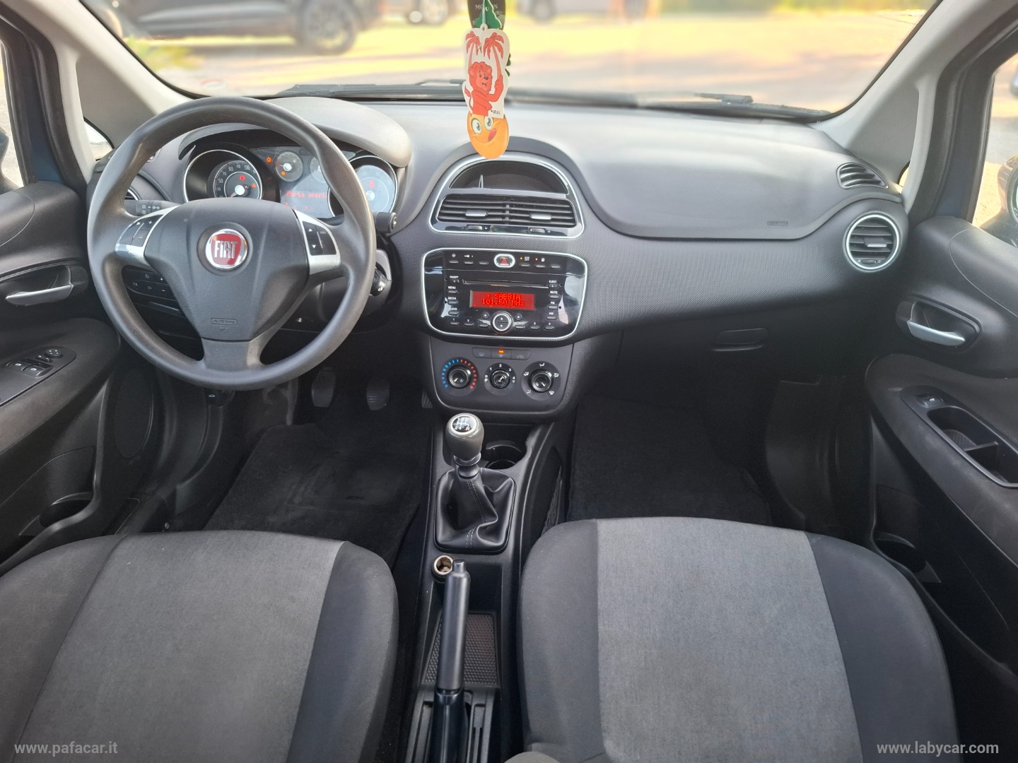Punto 1.4 8V 5p. Natural Power Lounge - immagine 19