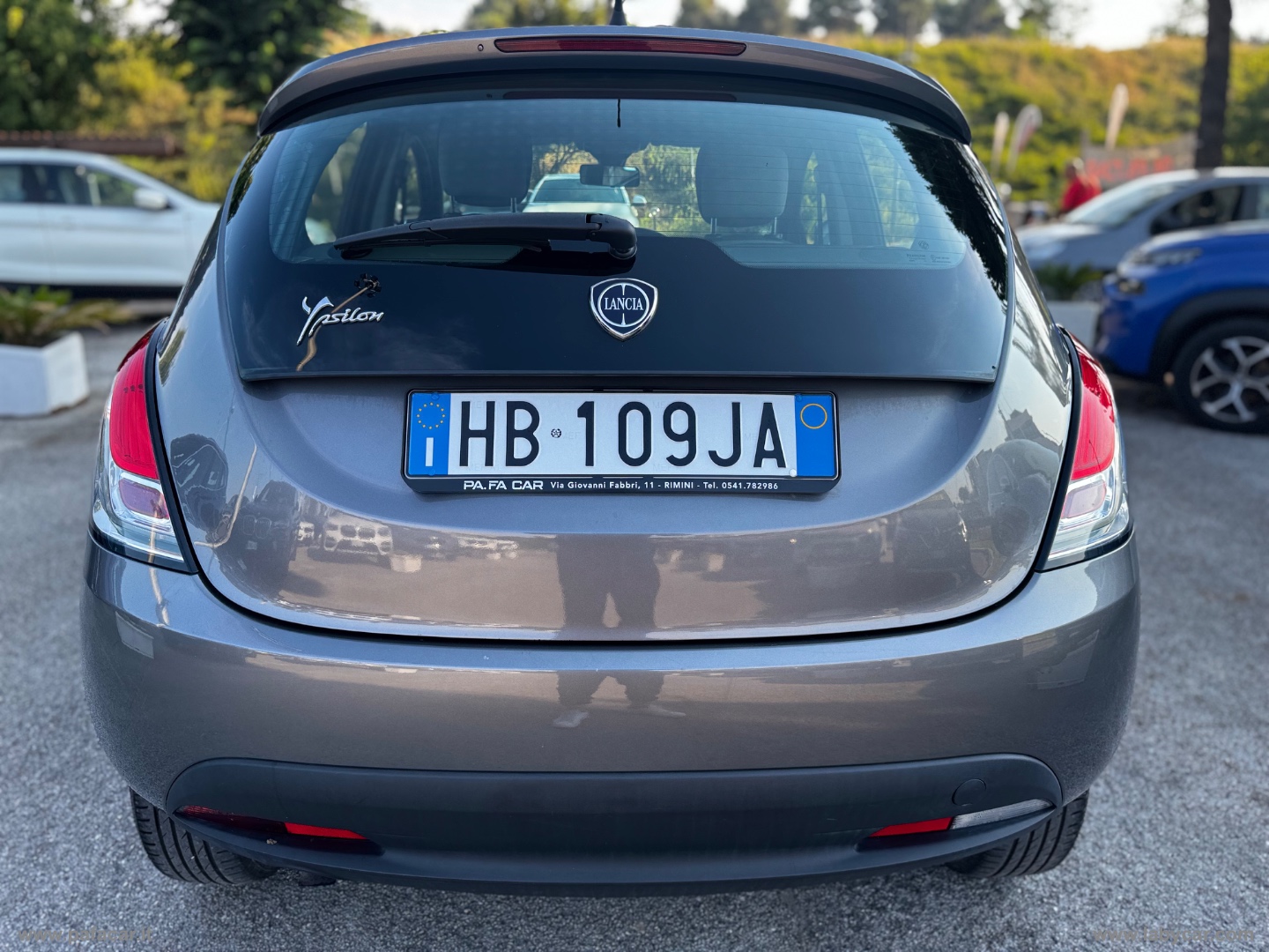Ypsilon 0.9 T.Air 85CV 5p.Met.Ec.Elef. - immagine 19