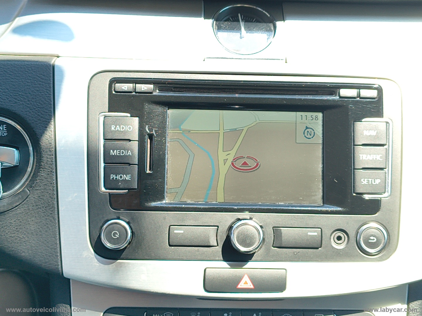 Passat Var. 2.0 TDI Highline BlueM.Tech - immagine 19