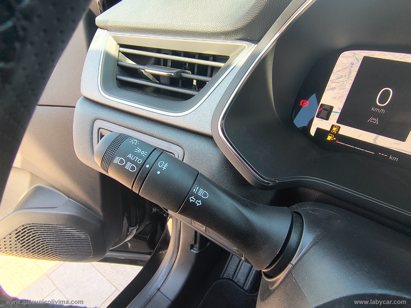 Captur Eco-G 120 CV Techno - immagine 19