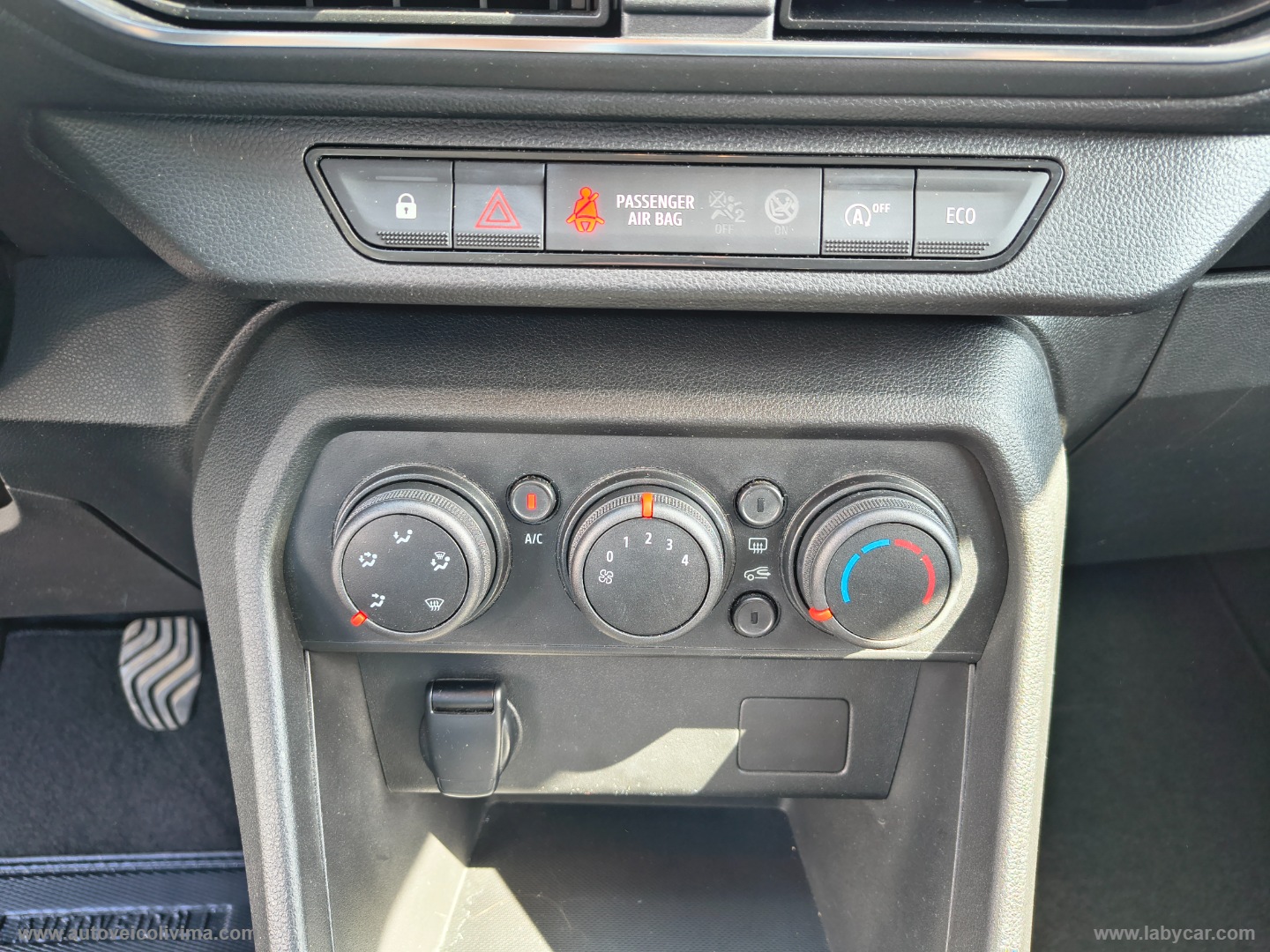 Sandero Step.1.0 TCe ECO-G Comfort SL DP - immagine 19