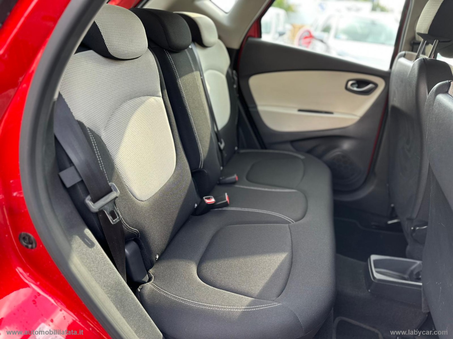 Captur dCi 8V 110 CV S&S Energy Zen DIESEL 39.000 KM - immagine 19