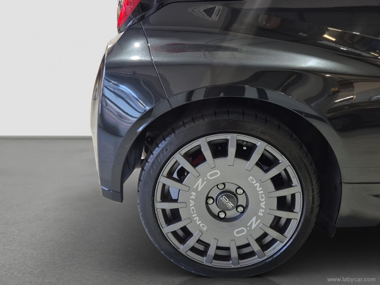 Yaris 1.6 Turbo 3p. GR Yaris Circuit 100% ORIGINALE - UNICO PROPRIETARIO - immagine 19