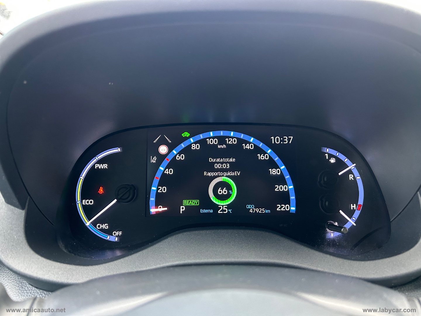 Yaris Cross 1.5 Hyb. 5p. E-CVT AWD Trend - immagine 19