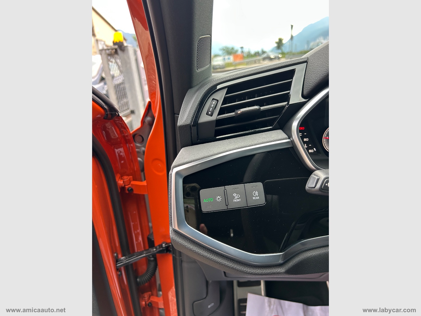 Q3 SPB 40 TDI qu. S tr. S line edition - immagine 19