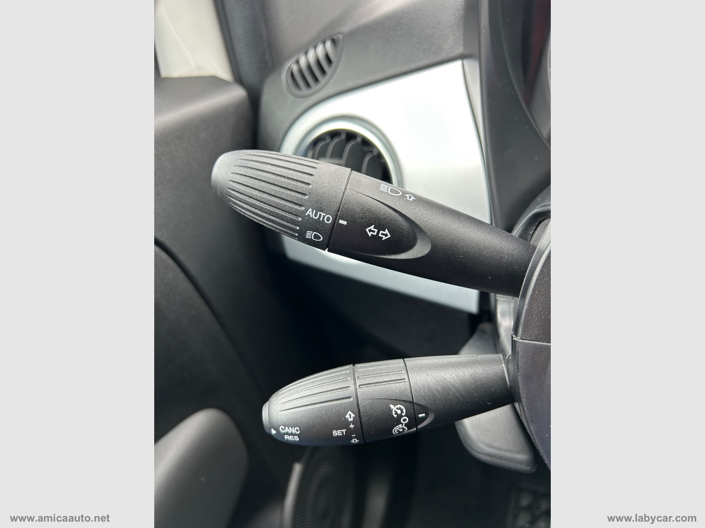 500 1.0 Hybrid Hey Google VERNICE BICOLORE - TETTO NERO - immagine 19