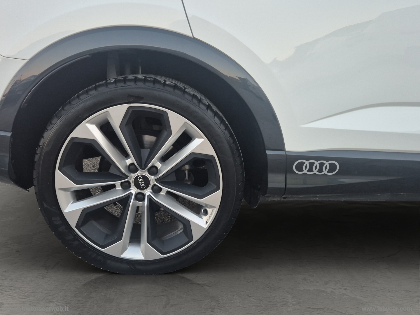 Q3 SPB 35 TDI S tronic Business Plus - immagine 19