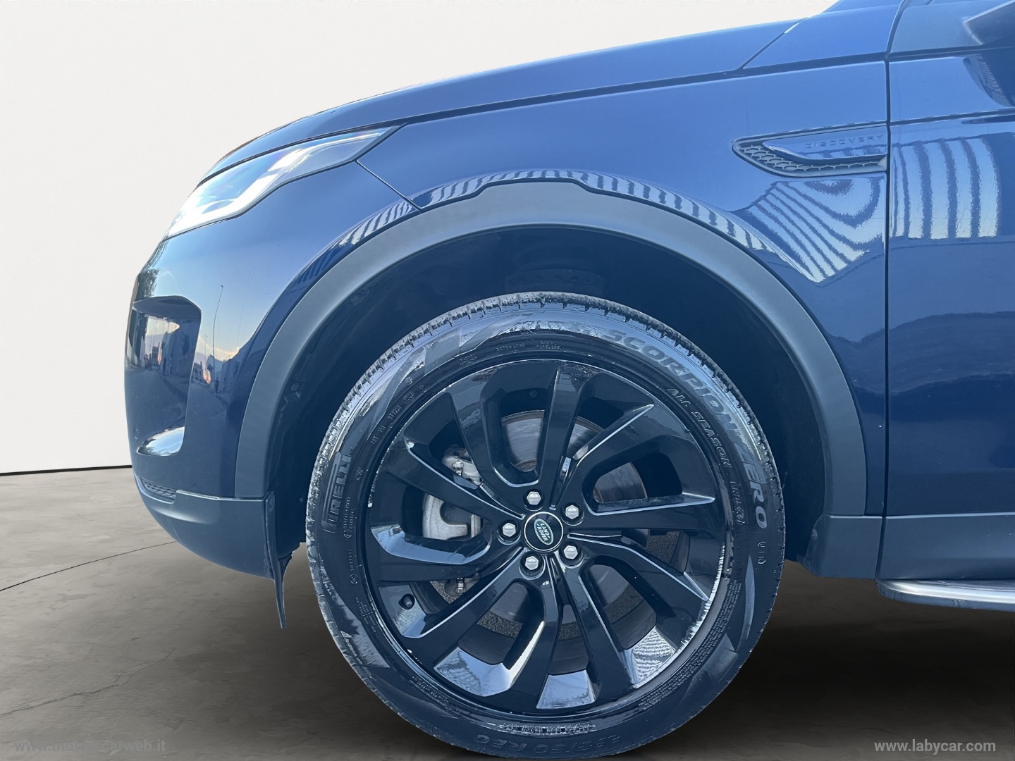 Discovery Sport 2.0 TD4 163 R-Dynamic SE - immagine 19