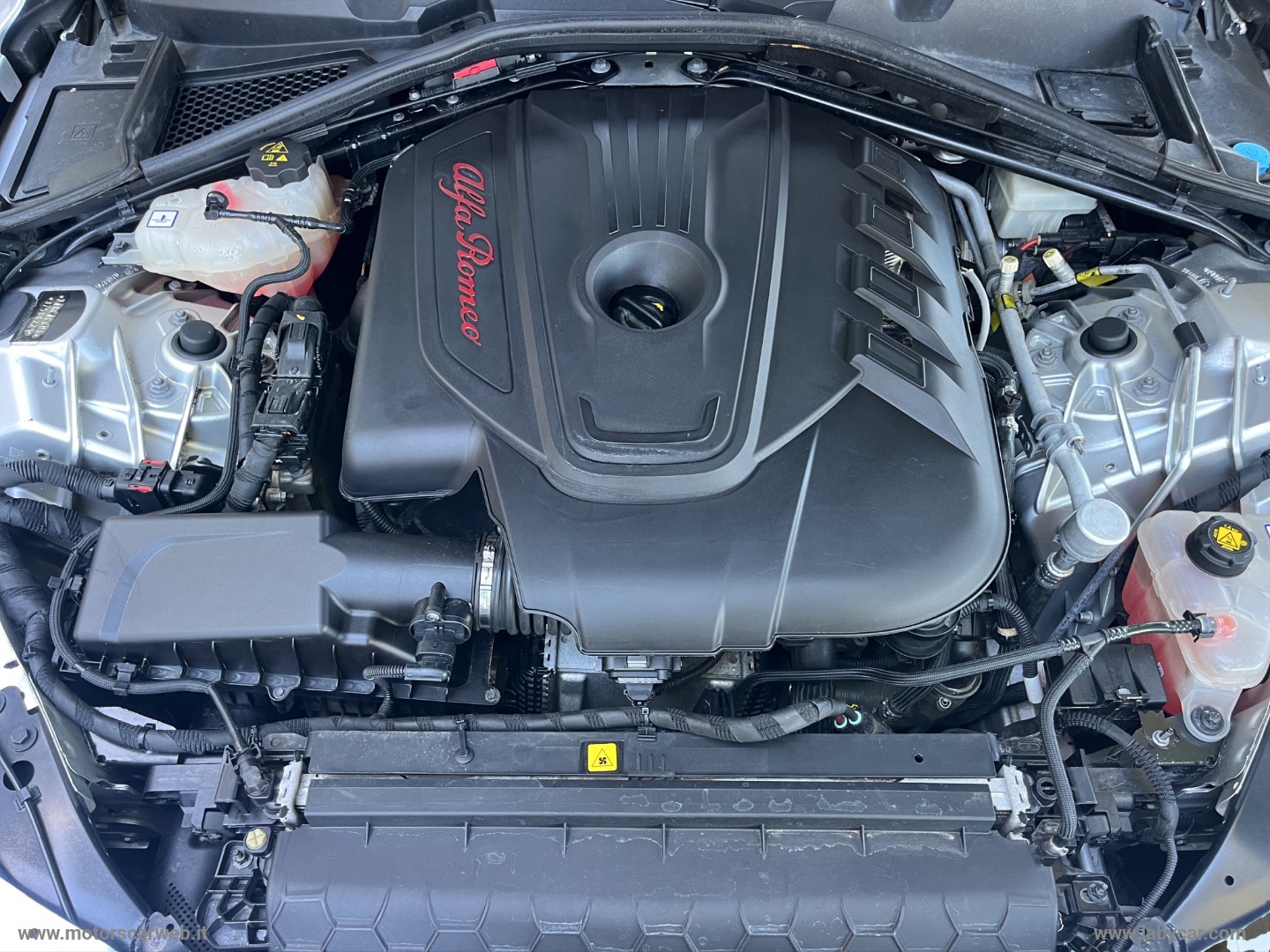 Giulia 2.2 TD 210 CV AT8 AWD Q4 Veloce - immagine 19