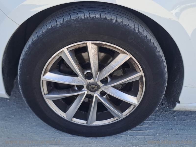 Mégane Sporter Blue dCi 115 CV Business - immagine 19