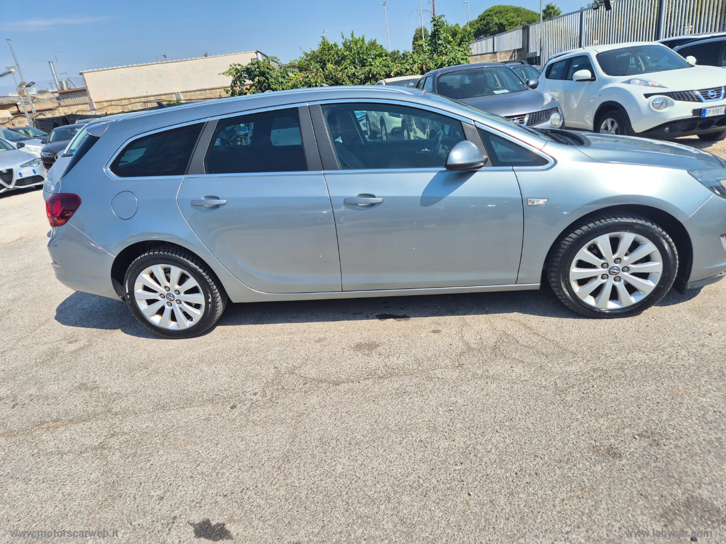Astra 1.7 CDTI 130 CV ST Cosmo - immagine 19