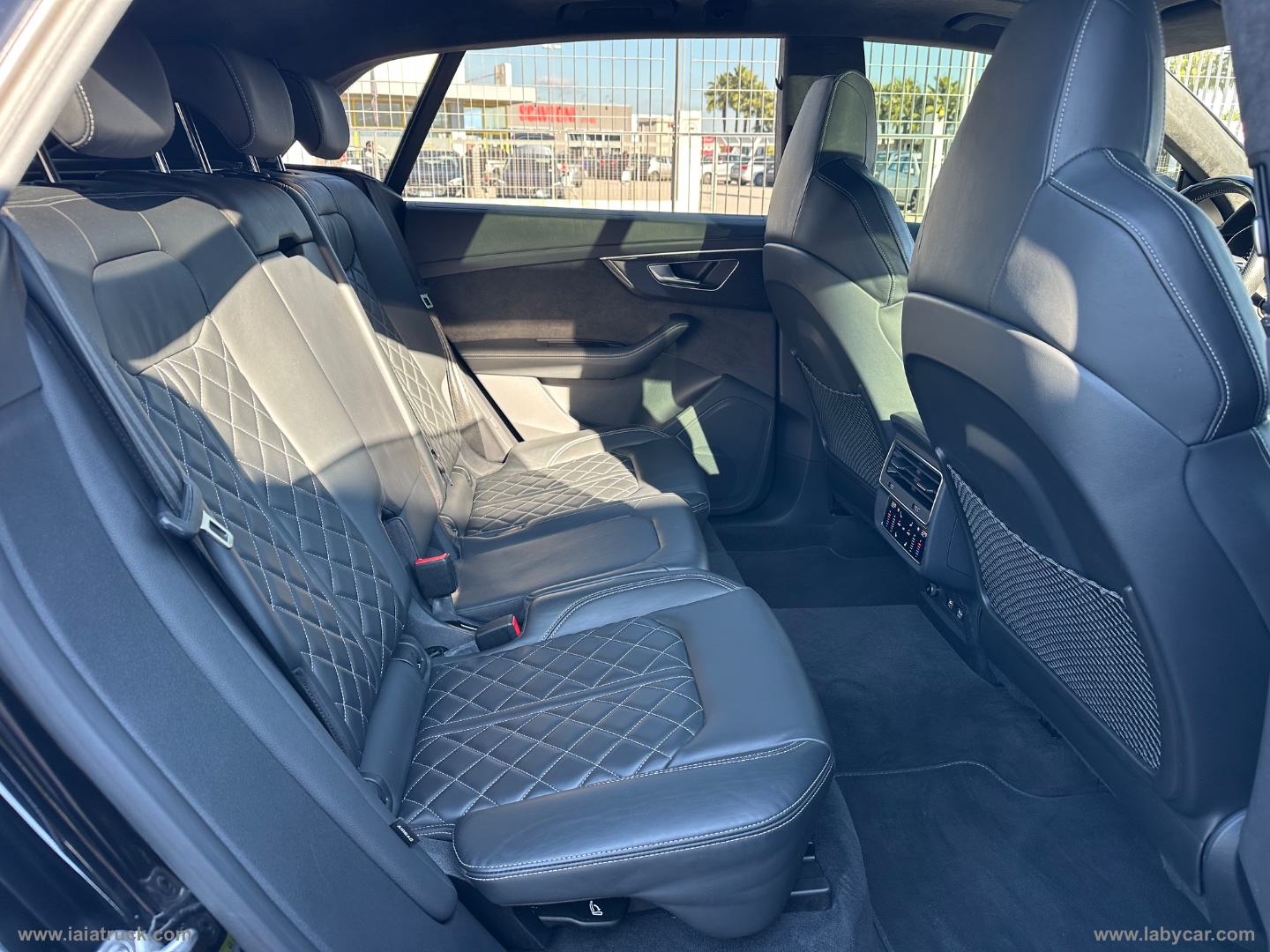 SQ8 TDI quattro tiptronic TOTAL BLACK CARBONI - immagine 19